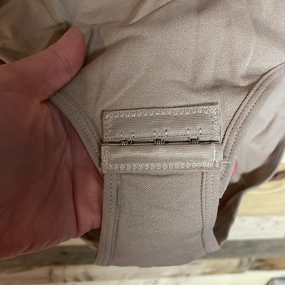 Hey Shape Size L and XL Tan Spaghetti Strap  Snatch Waist Super Stretch Bodysuit - Picture 7 of 12